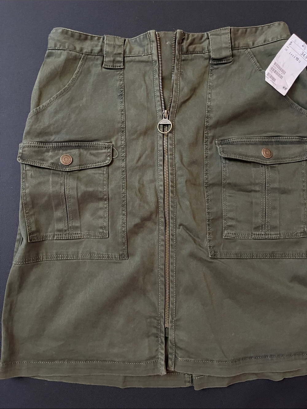 H&M Olive Green Cargo Mini Skirt with Front Zip Size 10 NEW